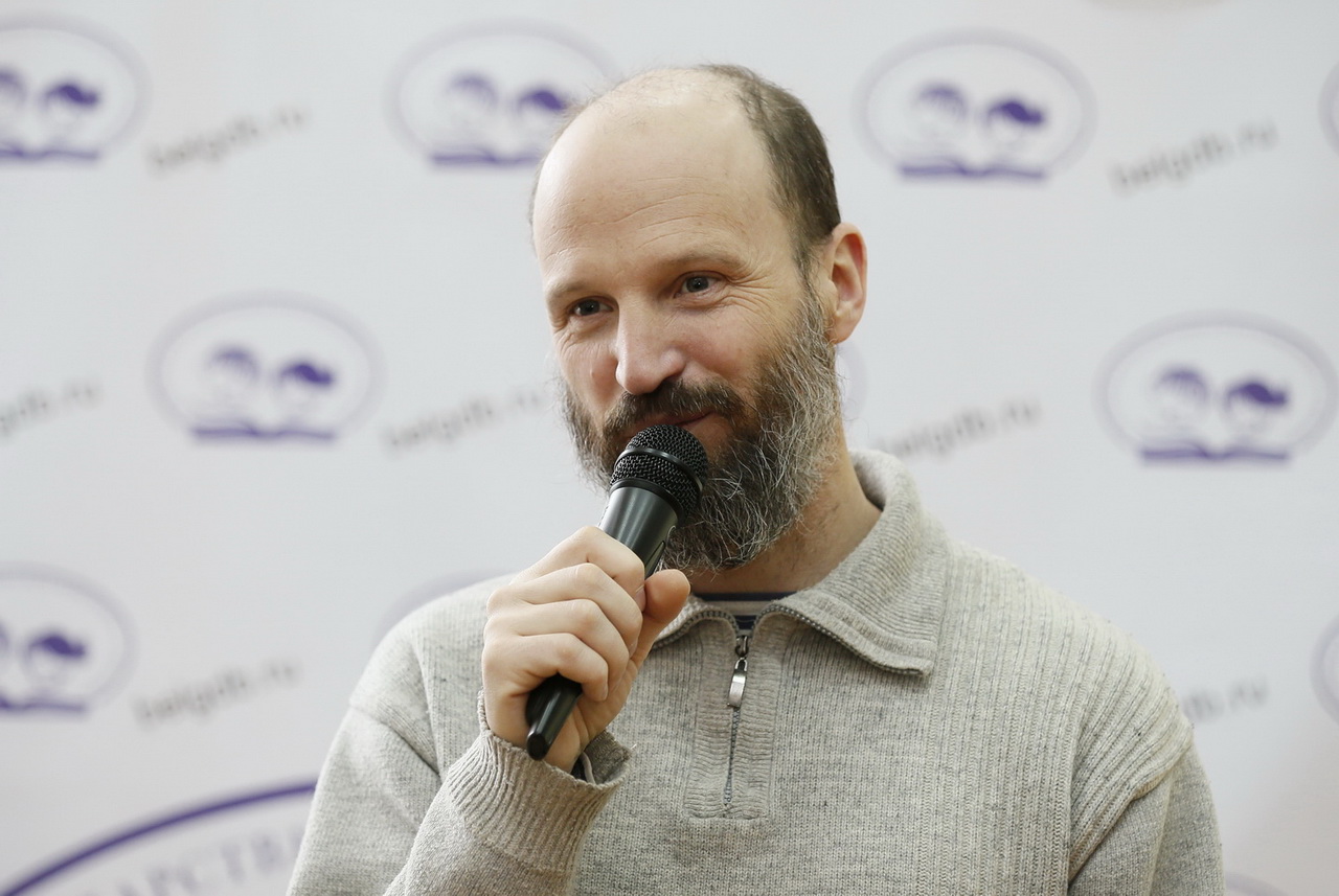 Дмитрий Емец